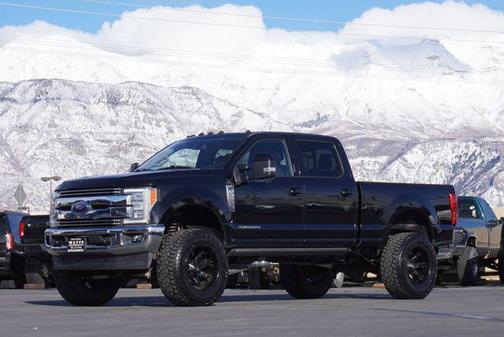 2017 Ford F-350 Lariat