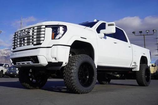 2026 GMC Sierra 3500 Denali