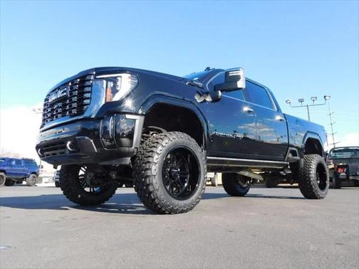 2024 GMC Sierra 3500 Denali