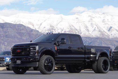 2026 Ford F-450 Platinum