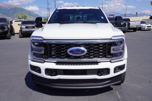 2025 Ford F-450 Platinum