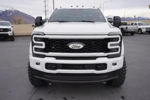 2025 Ford F-450 Platinum