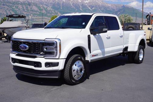 2025 Ford F-450 Platinum