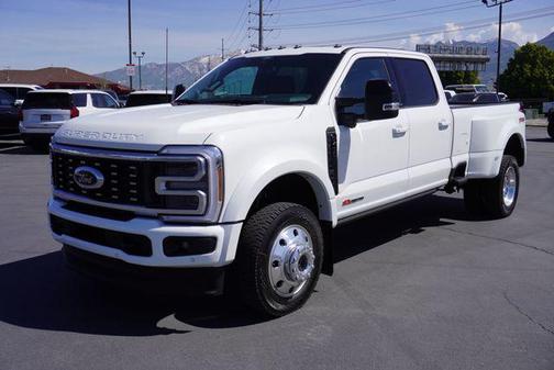 2025 Ford F-450 Platinum