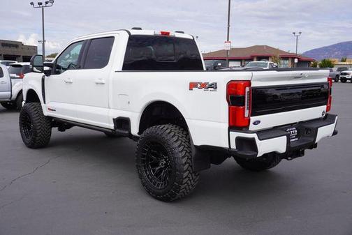 2025 Ford F-350 Platinum