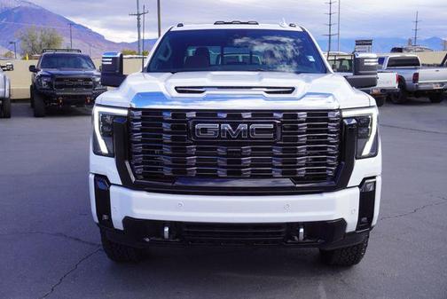 2025 GMC Sierra 3500 Denali