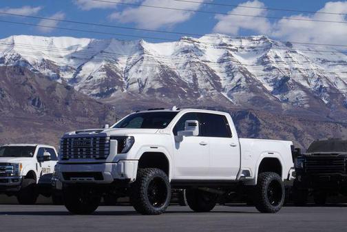 2025 GMC Sierra 3500 Denali