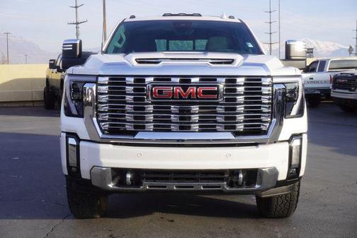 2025 GMC Sierra 3500 Denali