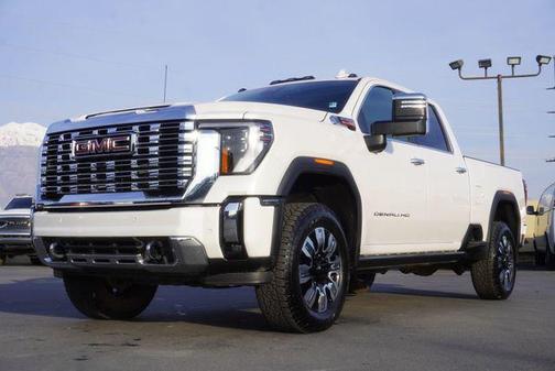 2025 GMC Sierra 3500 Denali