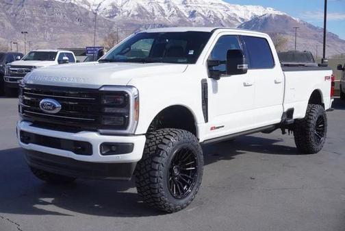 2025 Ford F-350 Platinum