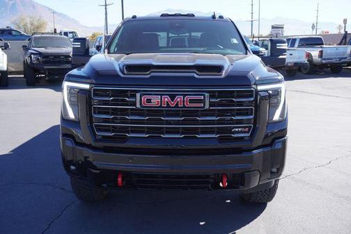 2025 GMC Sierra 2500 AT4