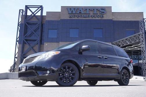 Midnight Black Metallic 2016 Toyota Sienna XLE