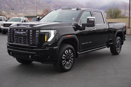 2025 GMC Sierra 3500 Denali