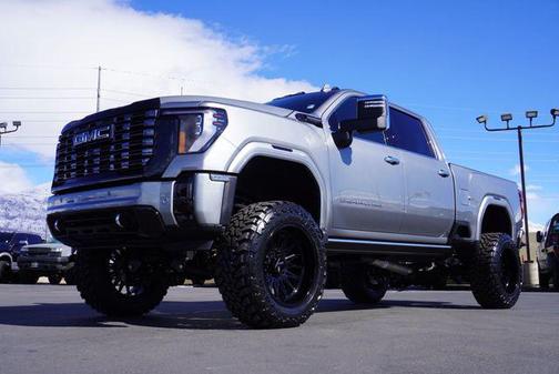 2025 GMC Sierra 3500 Denali