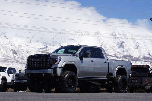 2025 GMC Sierra 3500 Denali