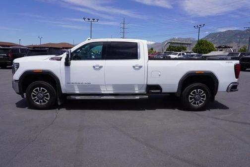 2024 GMC Sierra 3500 SLT