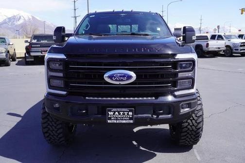 2025 Ford F-350 Platinum