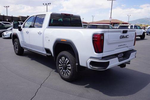2025 GMC Sierra 3500 Denali