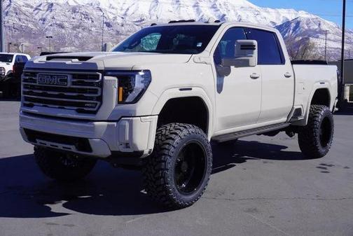 2026 GMC Sierra 3500 AT4