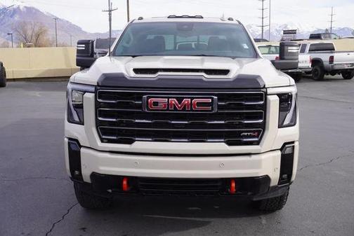 2026 GMC Sierra 3500 AT4