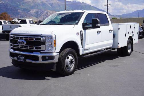 White 2025 Ford F-350 XLT