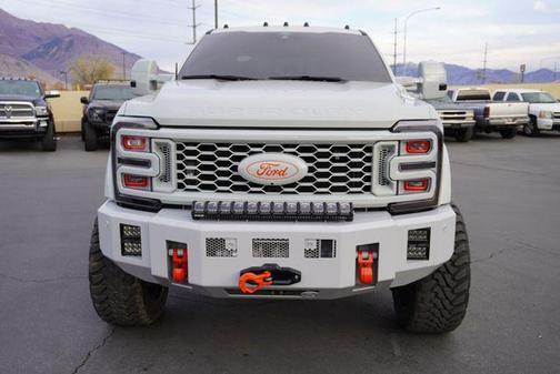 2025 Ford F-450 Platinum