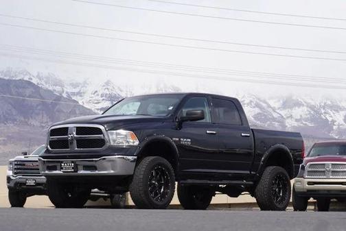 2017 RAM 1500 SLT