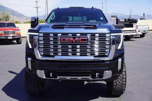 2024 GMC Sierra 3500 Denali