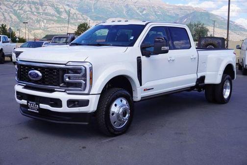 2025 Ford F-450 Platinum