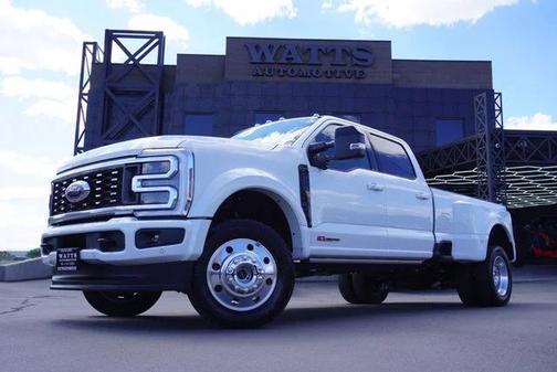 2025 Ford F-450 Platinum