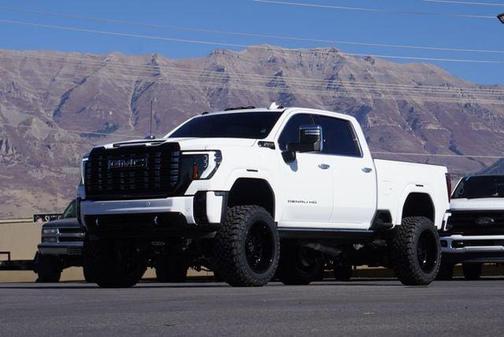 2025 GMC Sierra 3500 Denali