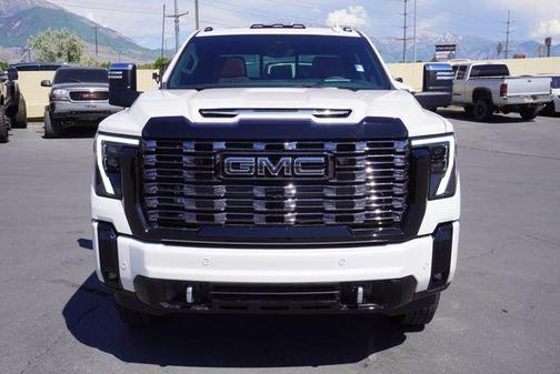 2025 GMC Sierra 3500 Denali