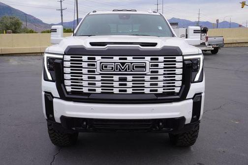 2025 GMC Sierra 3500 Denali