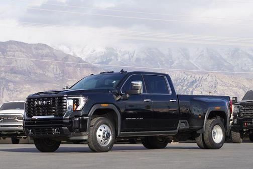 2024 GMC Sierra 3500 Denali