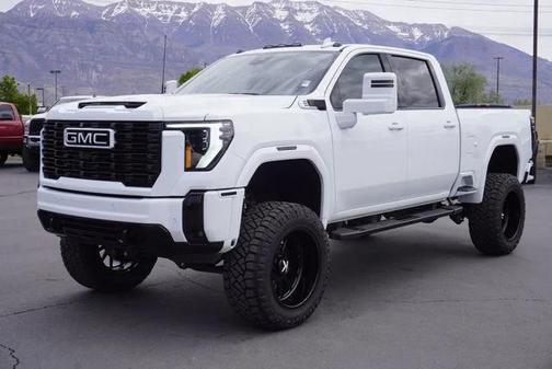 Summit White 2025 GMC Sierra 3500 Denali