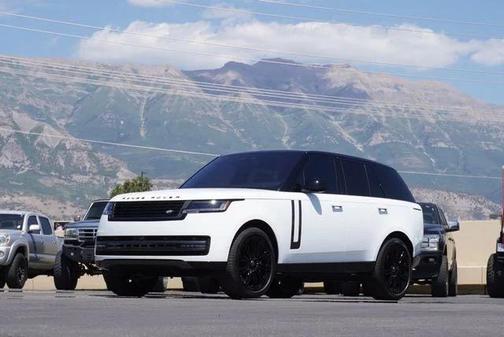 2023 Land Rover Range Rover P530 SE