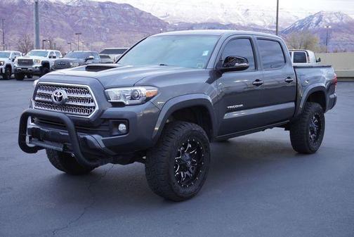 2017 Toyota Tacoma TRD Sport