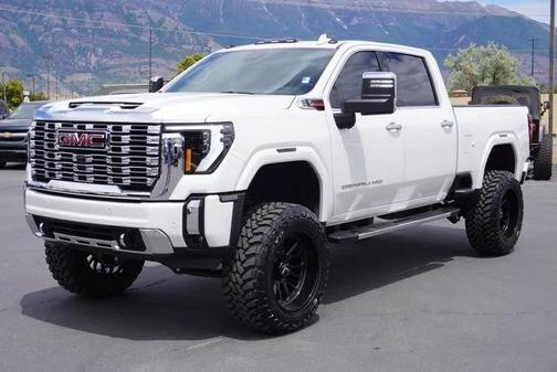 2024 GMC Sierra 2500 Denali