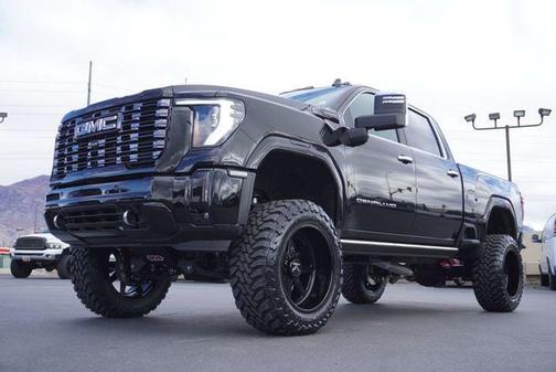 2025 GMC Sierra 3500 Denali
