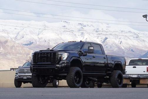 2025 GMC Sierra 3500 Denali