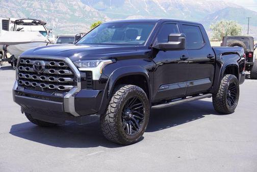 2022 Toyota Tundra Platinum