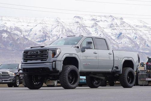 2024 GMC Sierra 2500 AT4