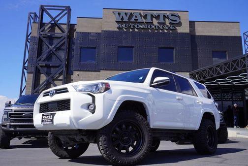 2024 Toyota 4Runner SR5 Premium