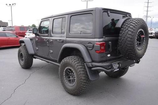 Granite Crystal Metallic Clearcoat 2024 Jeep Wrangler Rubicon