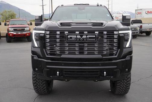 2025 GMC Sierra 3500 Denali