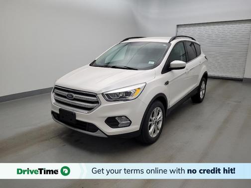White 2018 Ford Escape SEL