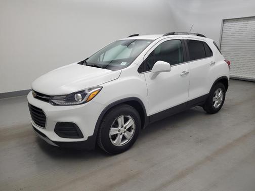 Summit White 2020 Chevrolet Trax LT