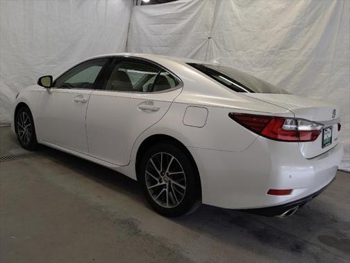 2016 Lexus ES 350 Base