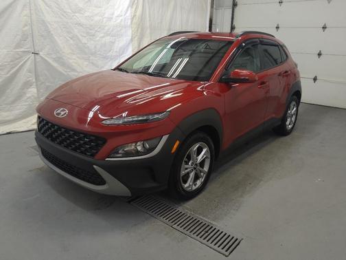 2022 Hyundai KONA SEL
