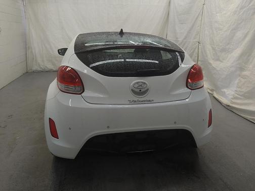 2016 Hyundai Veloster Base